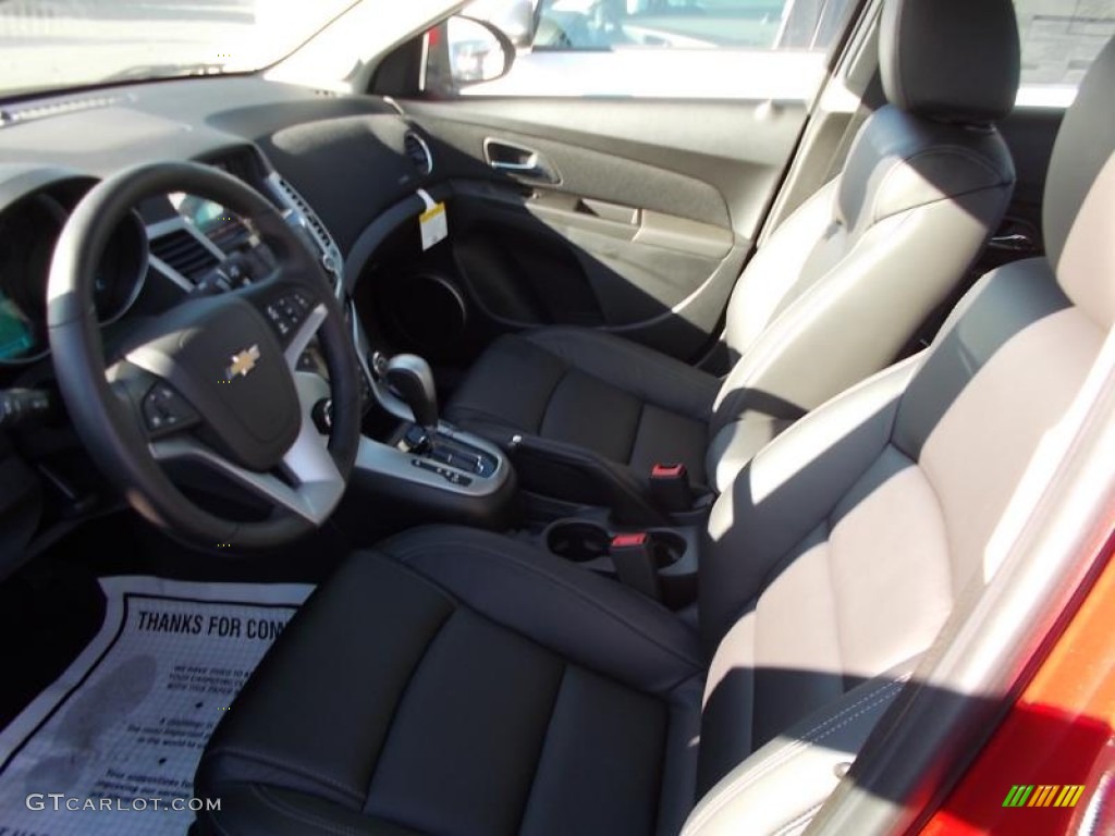2014 Cruze LT - Red Hot / Jet Black photo #11