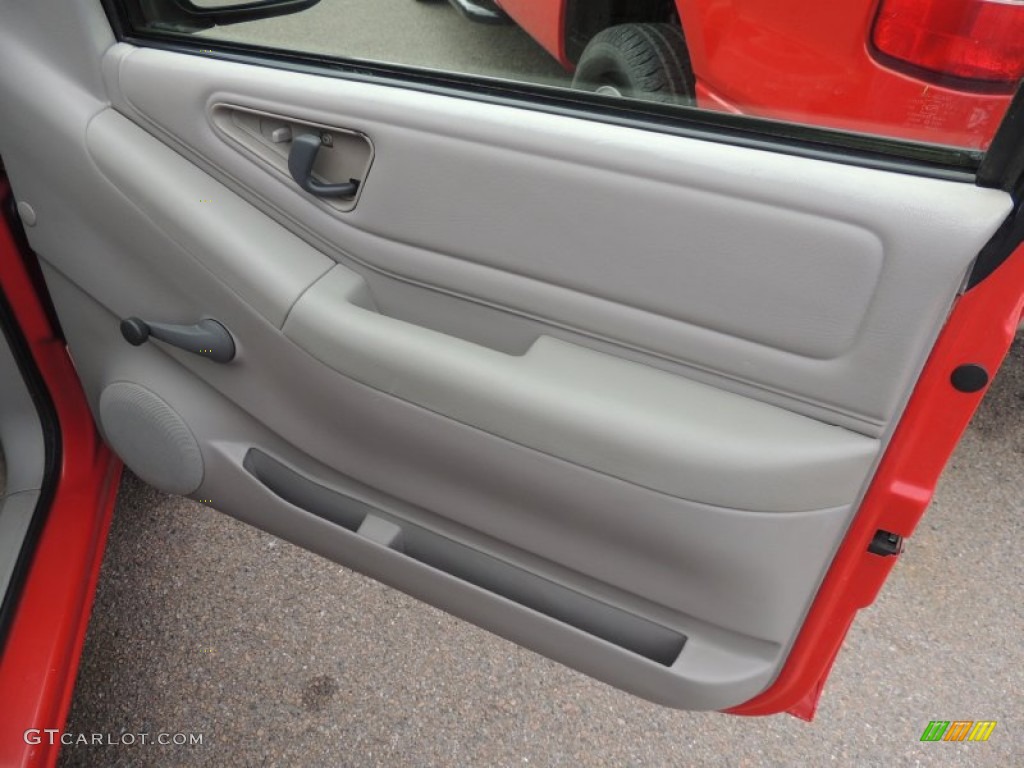 1996 Hombre S Regular Cab - Standard Red / Gray photo #7