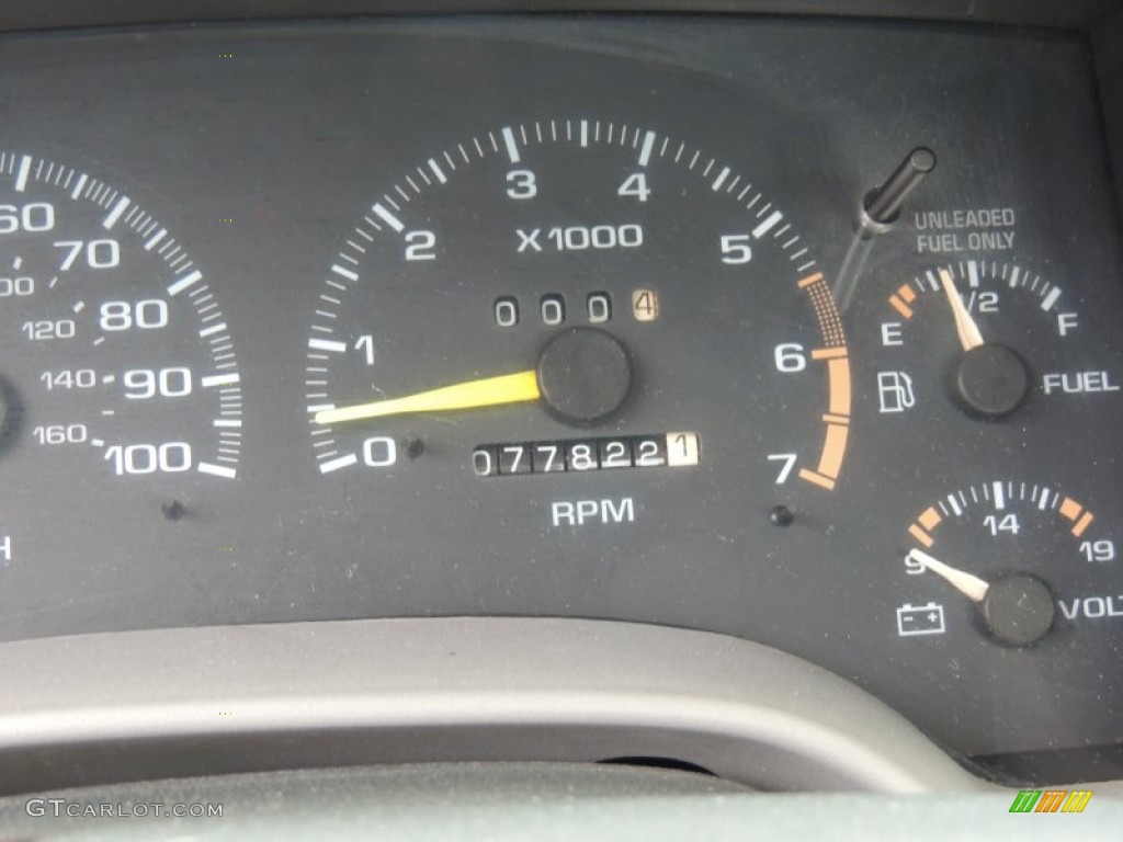 1996 Hombre S Regular Cab - Standard Red / Gray photo #18