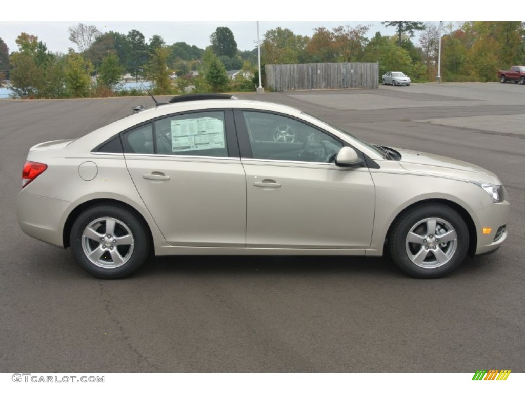 2014 Cruze LT - Champagne Silver Metallic / Medium Titanium photo #6