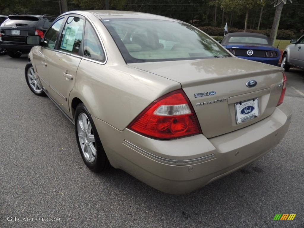 2006 Five Hundred Limited - Pueblo Gold Metallic / Pebble Beige photo #17