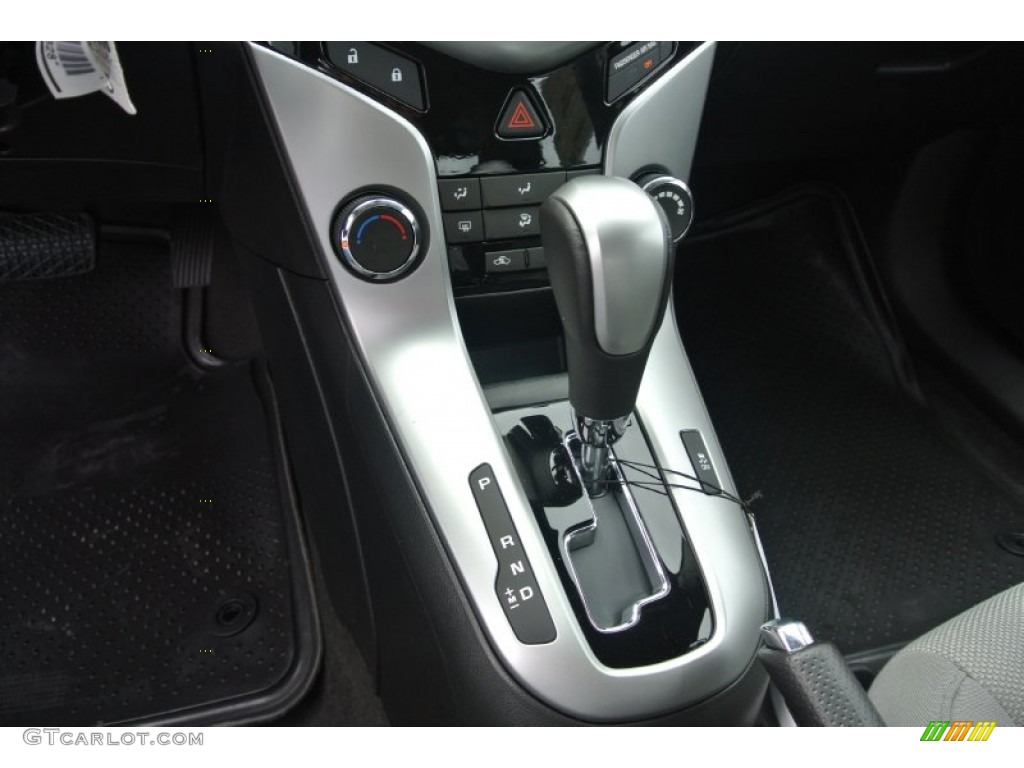 2014 Cruze LT - Champagne Silver Metallic / Medium Titanium photo #10