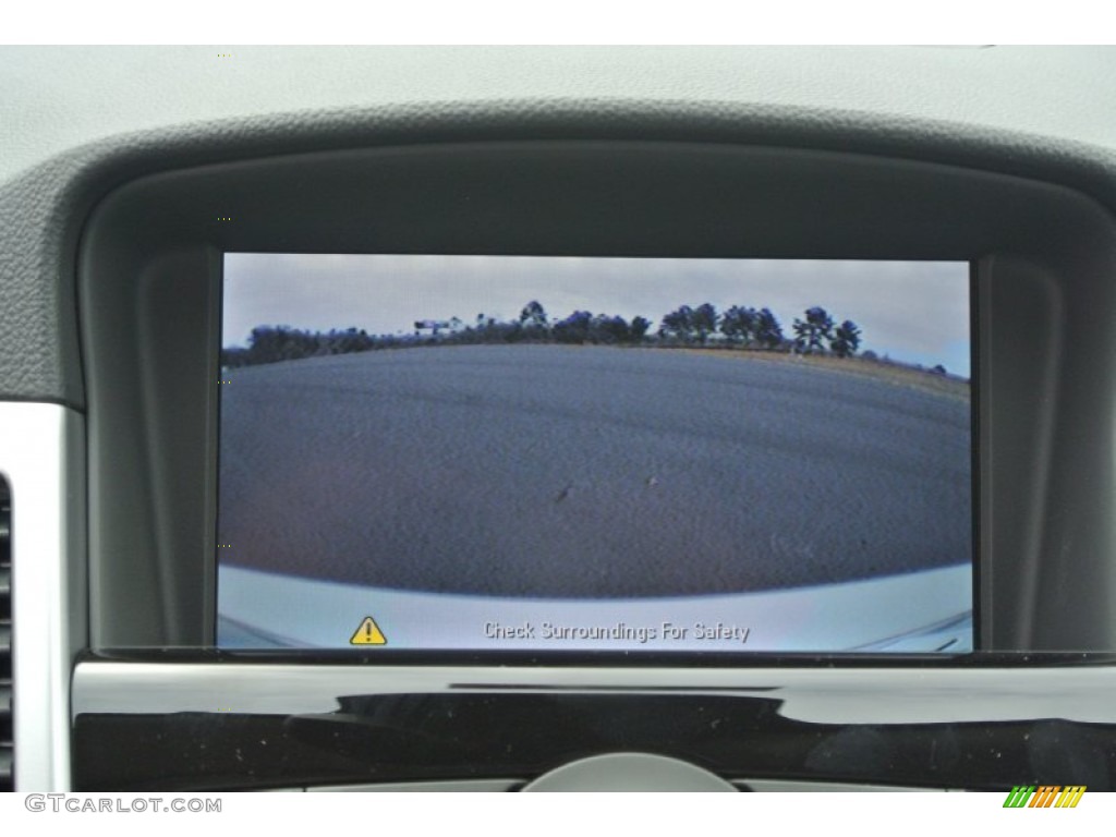 2014 Cruze LT - Champagne Silver Metallic / Medium Titanium photo #12