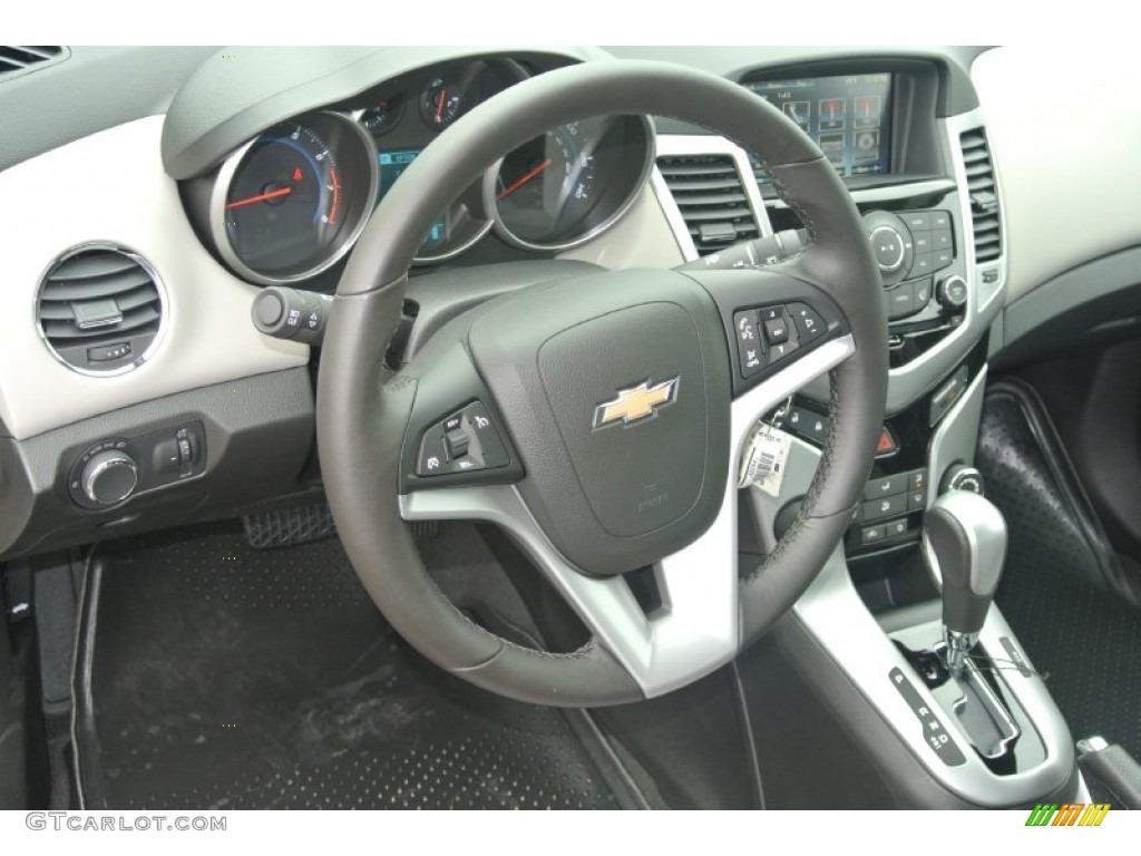 2014 Cruze LT - Champagne Silver Metallic / Medium Titanium photo #20