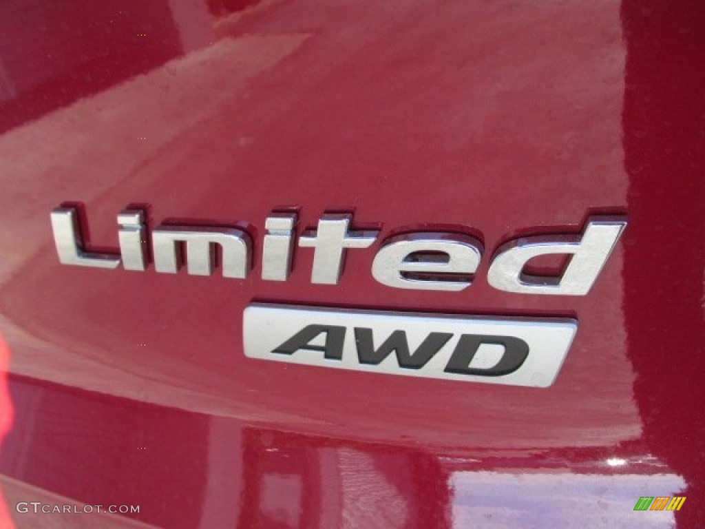 2014 Hyundai Tucson Limited AWD Marks and Logos Photos