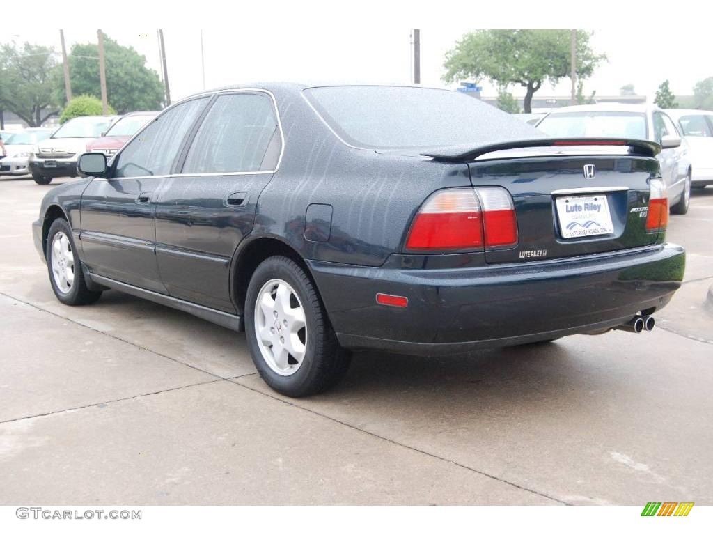 1997 Accord EX V6 Sedan - Mystic Blue Pearl / Ivory photo #5