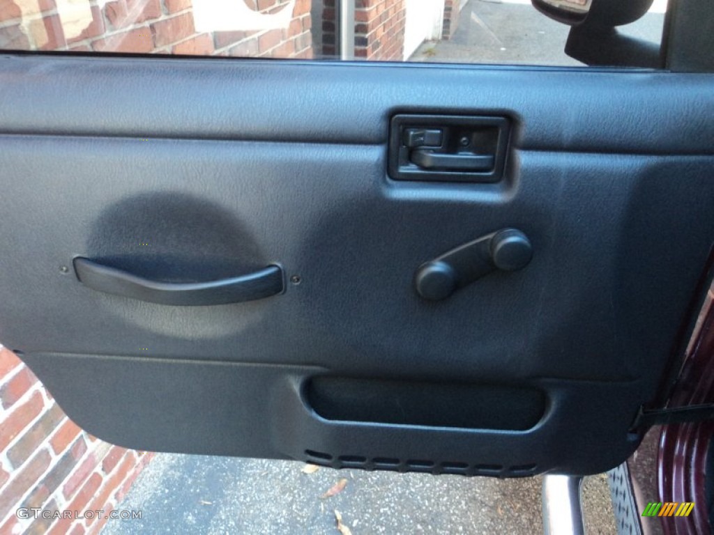 2004 Wrangler X 4x4 - Sienna Pearl / Dark Slate Gray photo #6