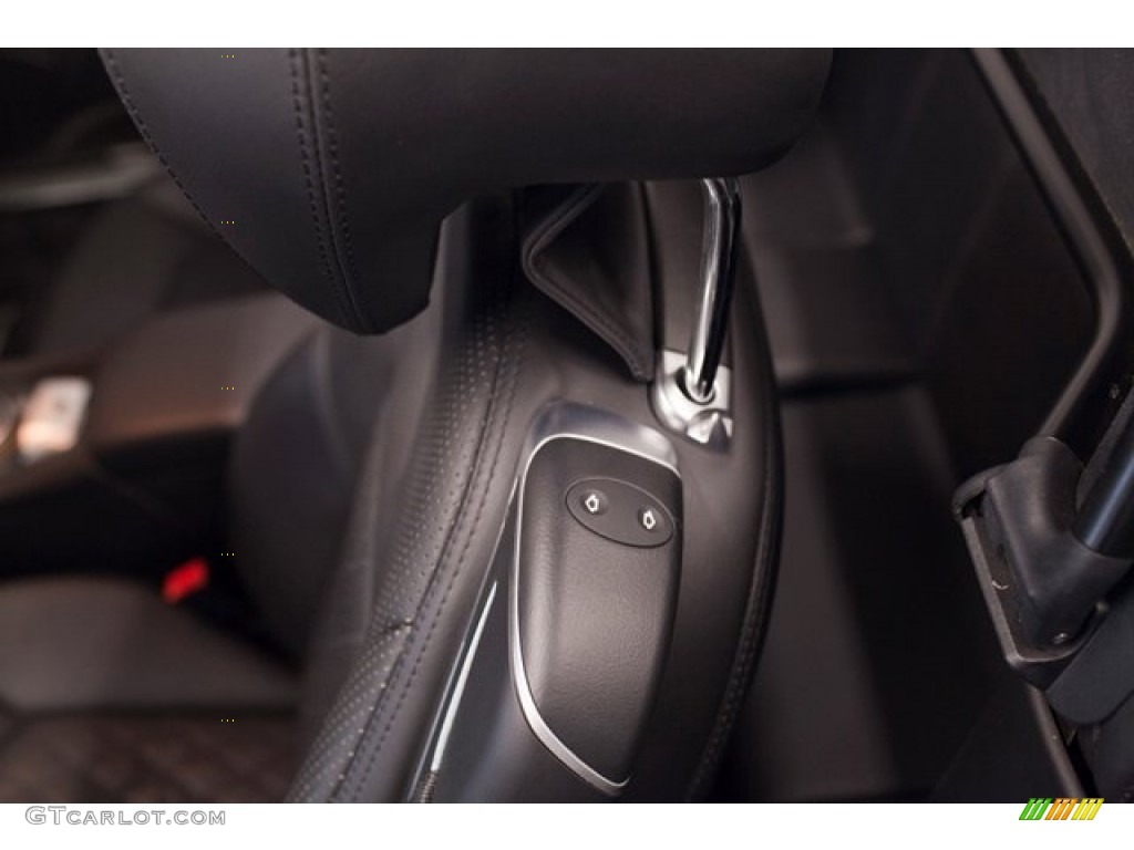 2009 Mercedes-Benz SL 65 AMG Roadster Controls Photo #87330073