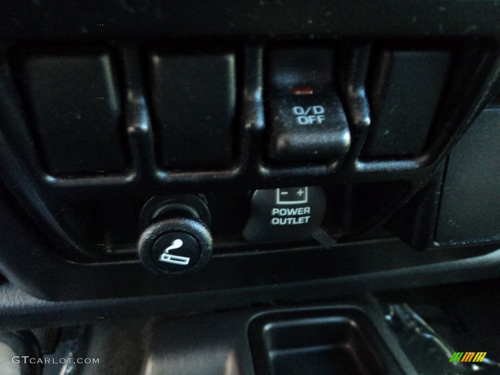 2004 Wrangler X 4x4 - Sienna Pearl / Dark Slate Gray photo #13