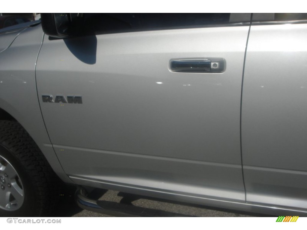 2010 Ram 1500 SLT Quad Cab 4x4 - Bright Silver Metallic / Dark Slate/Medium Graystone photo #21