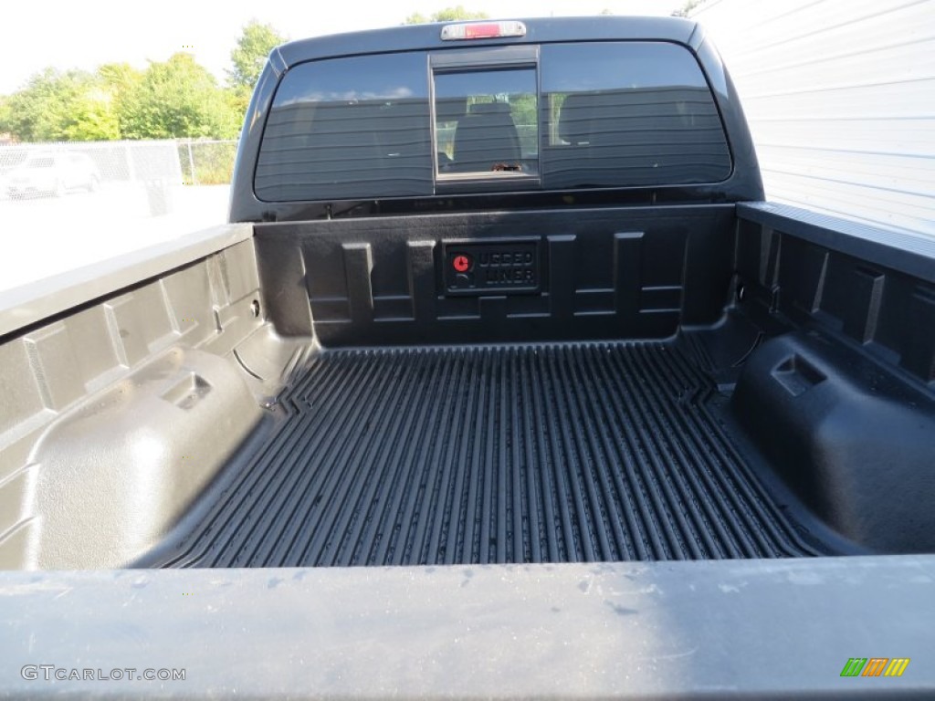 2011 F250 Super Duty Lariat Crew Cab 4x4 - Tuxedo Black Metallic / Black Two Tone Leather photo #24