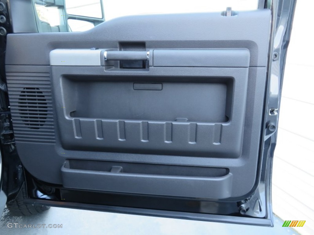 2011 F250 Super Duty Lariat Crew Cab 4x4 - Tuxedo Black Metallic / Black Two Tone Leather photo #27