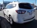 White - Traverse LT AWD Photo No. 4