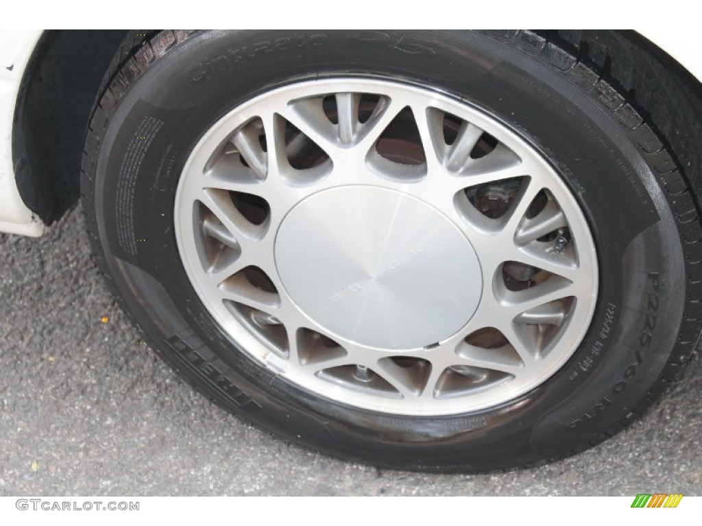 2004 LeSabre Custom - White / Medium Gray photo #17