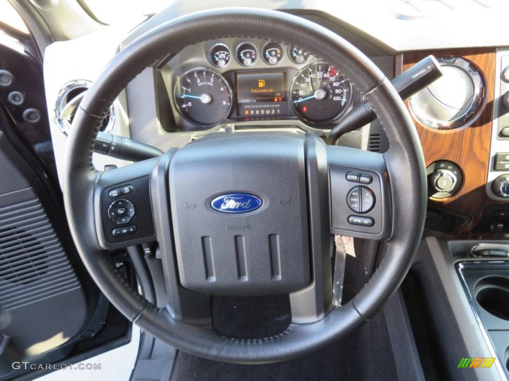 2011 F250 Super Duty Lariat Crew Cab 4x4 - Tuxedo Black Metallic / Black Two Tone Leather photo #43