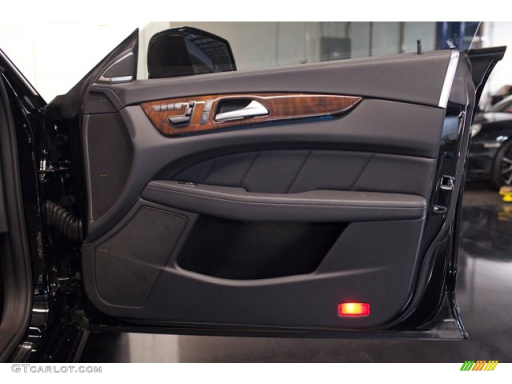 2012 Mercedes-Benz CLS 550 Coupe Black Door Panel Photo #87332650