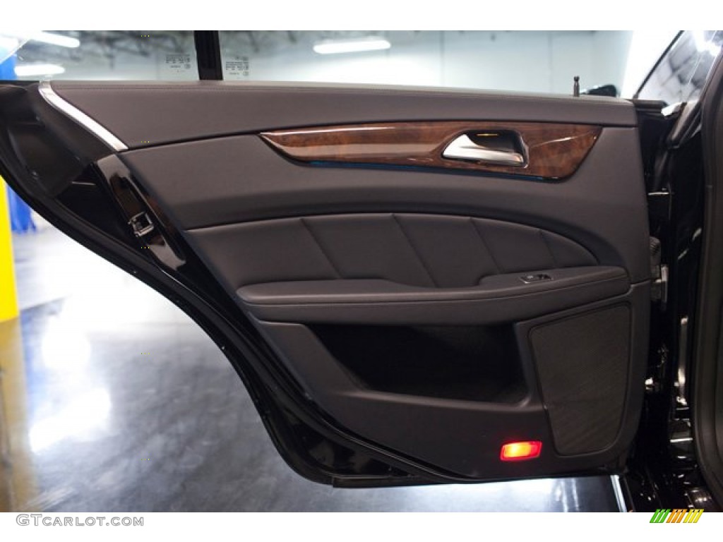2012 Mercedes-Benz CLS 550 Coupe Black Door Panel Photo #87333234