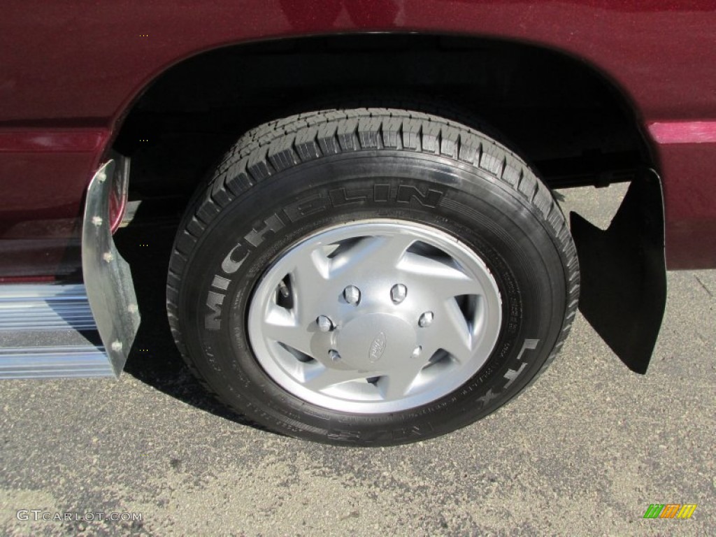 2011 Ford E Series Van E150 XL Passenger Wheel Photos