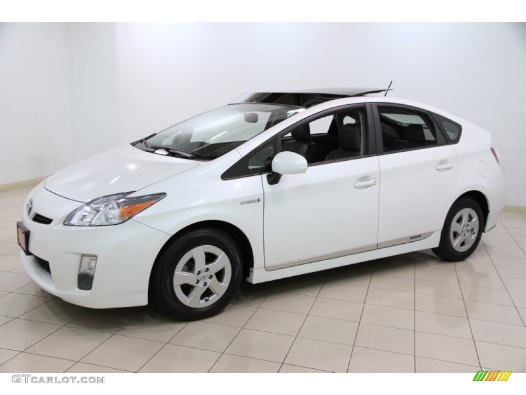 2010 Prius Hybrid IV - Blizzard White Pearl / Dark Gray photo #3