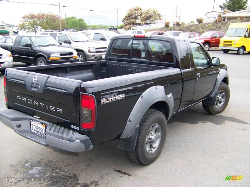 2002 Frontier XE King Cab Desert Runner - Super Black / Charcoal photo #5