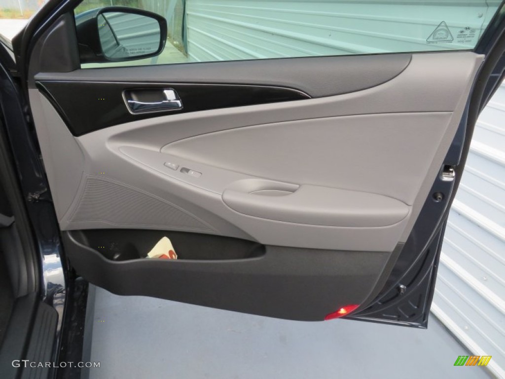 2014 Sonata SE - Pacific Blue Pearl / Gray photo #16