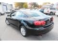 Black - Jetta SE Sedan Photo No. 10