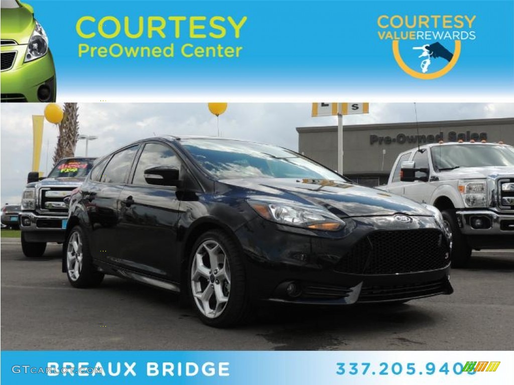 Tuxedo Black Ford Focus