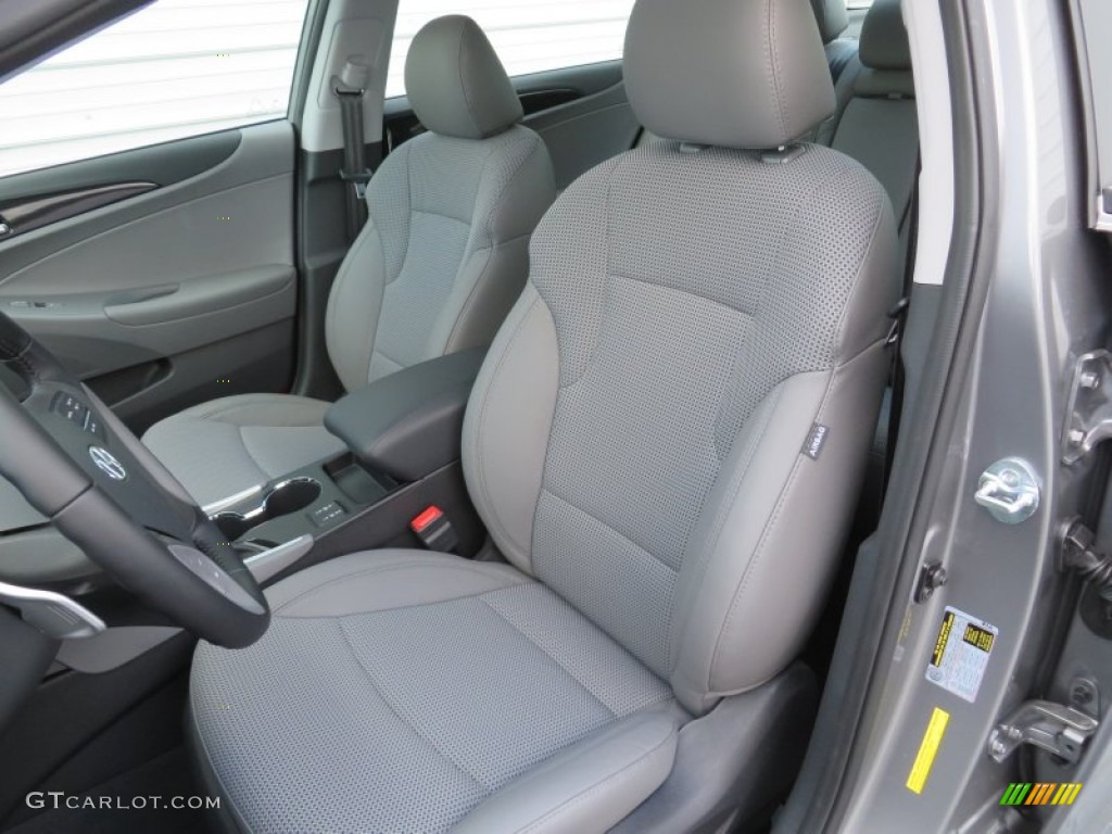 Gray Interior 2014 Hyundai Sonata SE Photo #87337627