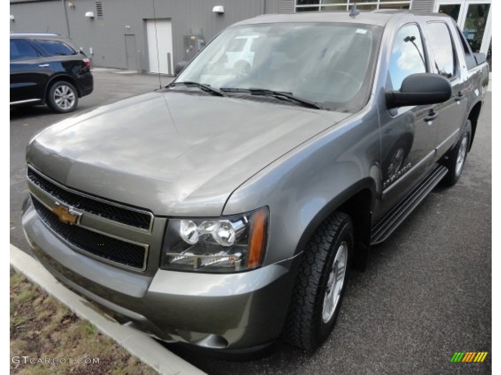 2007 Avalanche LS 4WD - Graystone Metallic / Ebony photo #2