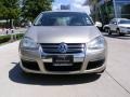 2006 Wheat Beige Metallic Volkswagen Jetta 2.5 Sedan  photo #2