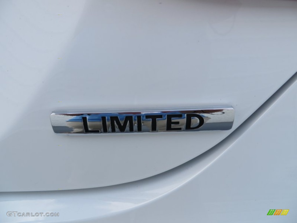 2014 Sonata Limited 2.0T - Pearl White / Black photo #16
