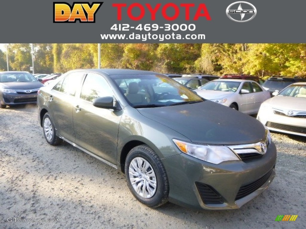 2014 Camry LE - Cypress Pearl / Ivory photo #1