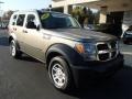 Light Khaki Metallic - Nitro SXT 4x4 Photo No. 2