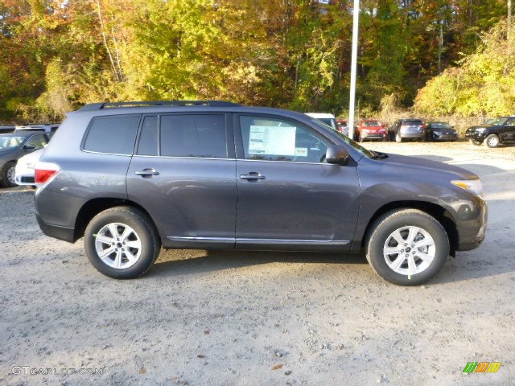 2013 Highlander SE 4WD - Magnetic Gray Metallic / Black photo #2