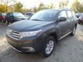 2013 Magnetic Gray Metallic Toyota Highlander SE 4WD  photo #7