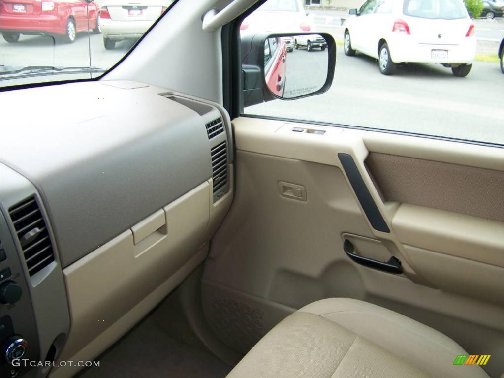 2008 Titan SE Crew Cab - Red Alert / Almond photo #20