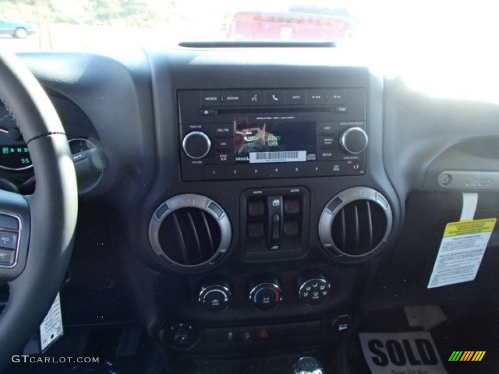 2014 Wrangler Unlimited Sport 4x4 - Flame Red / Black photo #16