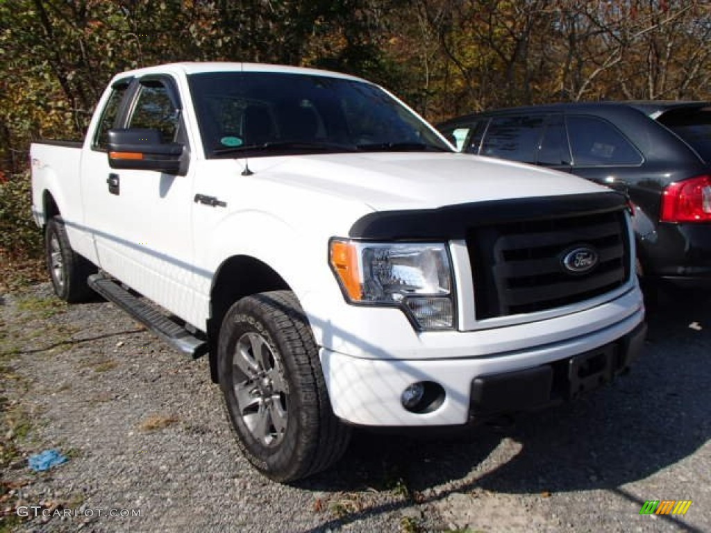 2012 F150 STX SuperCab 4x4 - Oxford White / Steel Gray photo #1