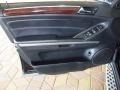 Black - GL 550 4Matic Photo No. 15