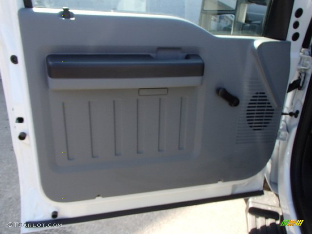 2014 F350 Super Duty XL Regular Cab 4x4 Plow Truck - Oxford White / Steel photo #13