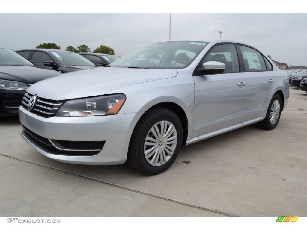 2014 Passat 2.5L S - Reflex Silver Metallic / Titan Black photo #1