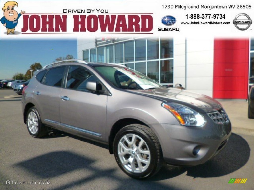 Gotham Gray Metallic Nissan Rogue