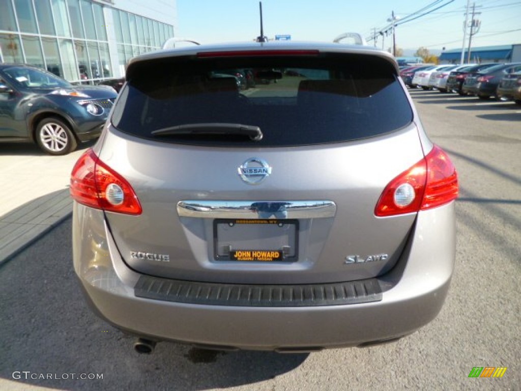 2011 Rogue SL AWD - Gotham Gray Metallic / Black photo #9