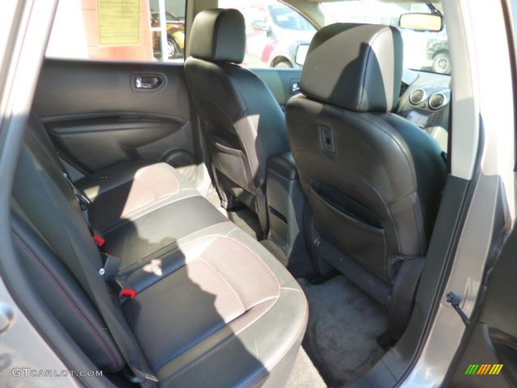 2011 Rogue SL AWD - Gotham Gray Metallic / Black photo #13