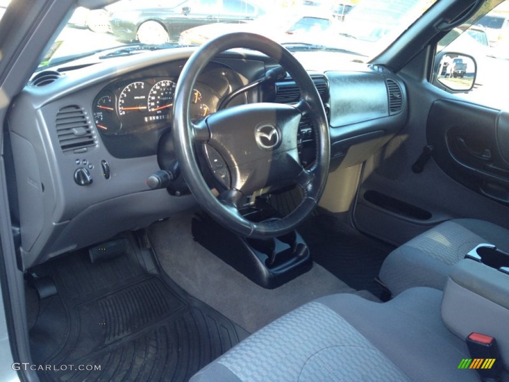 Medium Dark Flint Interior 2003 Mazda B-Series Truck B3000 Cab Plus Dual Sport Photo #87350674