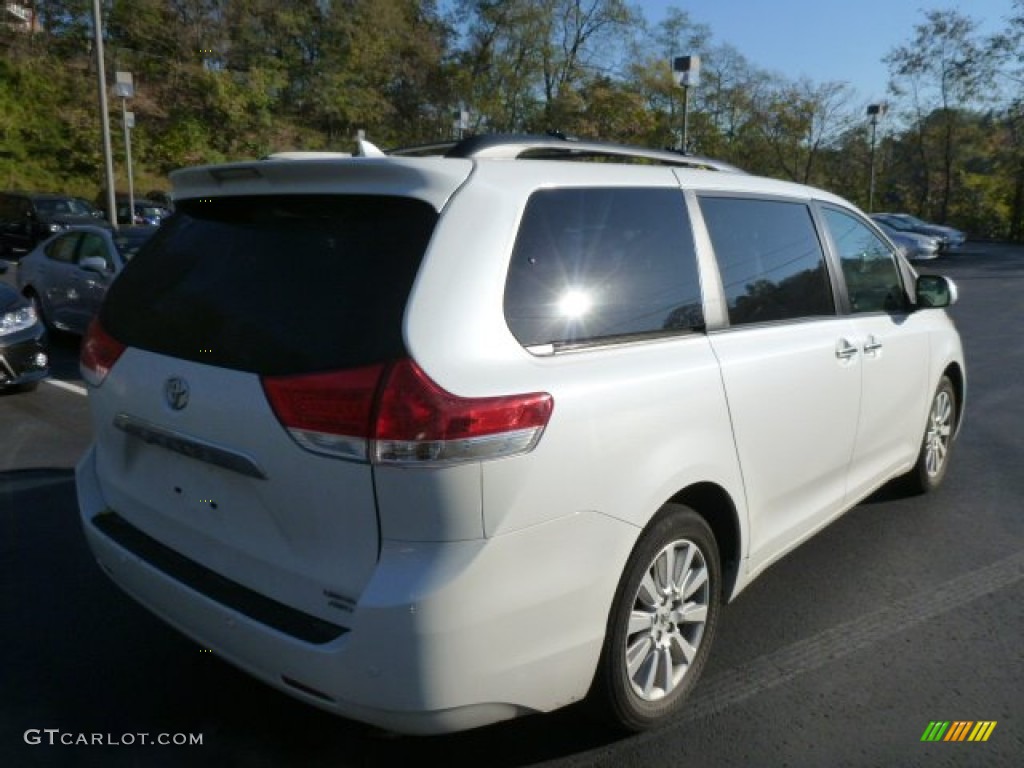 2011 Sienna Limited AWD - Blizzard White Pearl / Light Gray photo #11