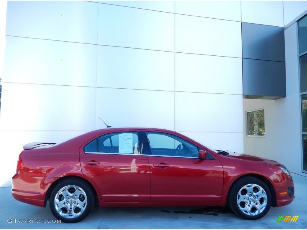 2011 Fusion SE - Red Candy Metallic / Charcoal Black photo #5