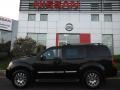 2010 Super Black Nissan Pathfinder LE 4x4  photo #2