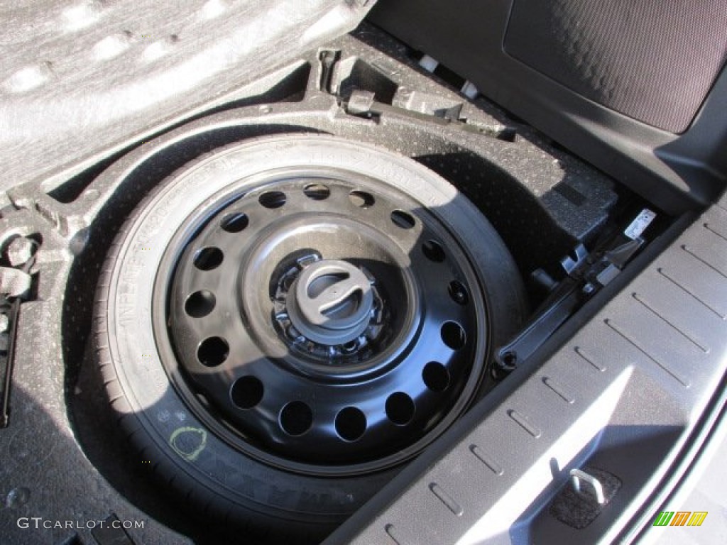 2011 Equinox LT - Gold Mist Metallic / Jet Black photo #23