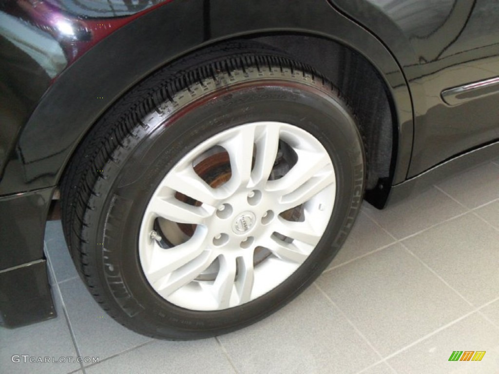 2011 Altima 2.5 S - Super Black / Charcoal photo #23